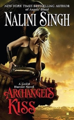 Archangel's Kiss (Guild Hunter 2)