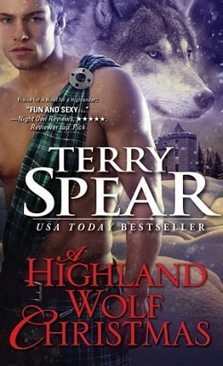 A Highland Wolf Christmas (Heart of the Wolf 15)