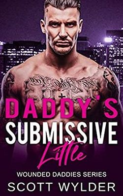 Daddy's Submissive Little (Wounded Daddies 2)