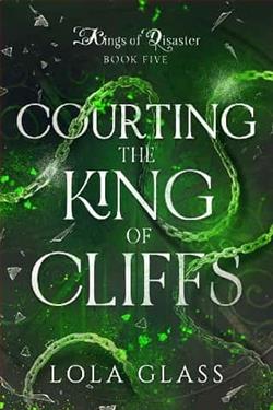 Courting the King of Cliffs by Lola Glass